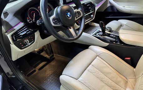 BMW 5 серия, 2018 год, 3 750 000 рублей, 15 фотография