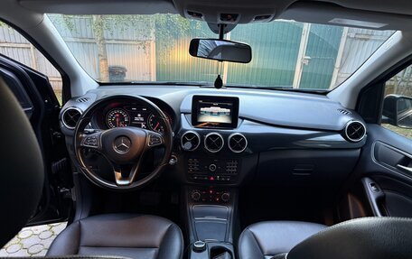 Mercedes-Benz B-Класс, 2015 год, 1 800 000 рублей, 9 фотография