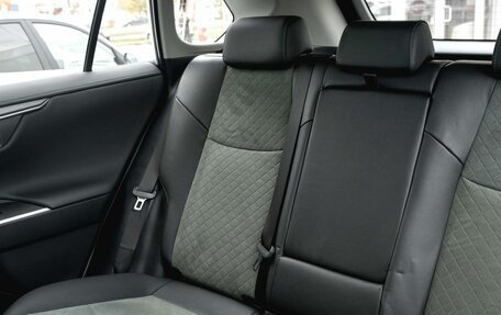 Toyota RAV4, 2025 год, 4 350 000 рублей, 23 фотография