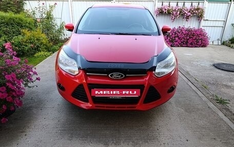 Ford Focus III, 2014 год, 850 000 рублей, 2 фотография
