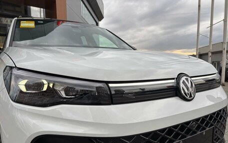 Volkswagen Tiguan, 2025 год, 4 890 000 рублей, 9 фотография