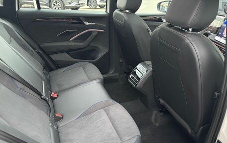 Volkswagen Tiguan, 2025 год, 4 890 000 рублей, 22 фотография