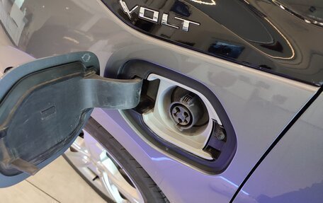 Chevrolet Volt II, 2018 год, 1 695 000 рублей, 10 фотография