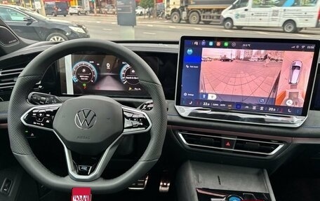Volkswagen Tiguan, 2025 год, 4 890 000 рублей, 20 фотография