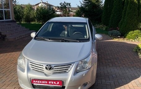 Toyota Avensis III рестайлинг, 2010 год, 1 100 000 рублей, 5 фотография