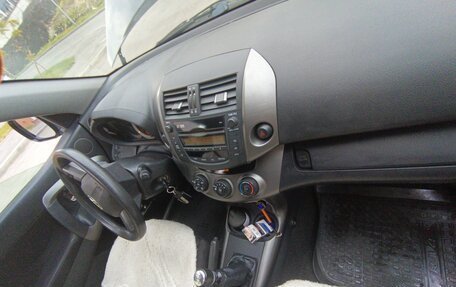 Toyota RAV4, 2010 год, 1 600 000 рублей, 5 фотография