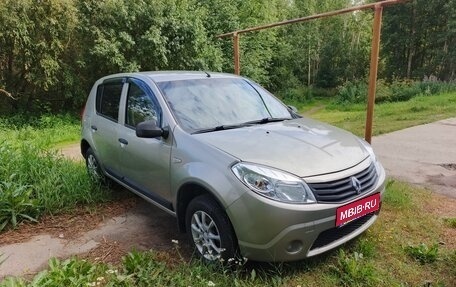 Renault Sandero I, 2013 год, 550 000 рублей, 1 фотография