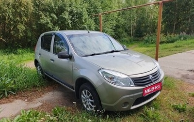 Renault Sandero I, 2013 год, 550 000 рублей, 1 фотография