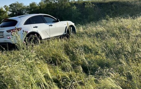 Infiniti FX II, 2010 год, 1 880 000 рублей, 3 фотография