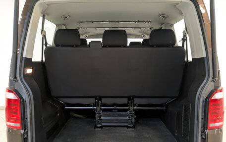 Volkswagen Caravelle T6 рестайлинг, 2017 год, 3 535 000 рублей, 10 фотография