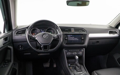 Volkswagen Tiguan II, 2018 год, 2 978 360 рублей, 6 фотография