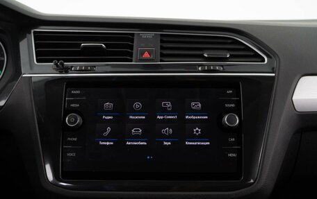 Volkswagen Tiguan II, 2018 год, 2 978 360 рублей, 19 фотография