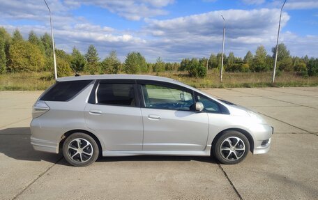 Honda Fit Shuttle I рестайлинг, 2011 год, 1 050 000 рублей, 2 фотография