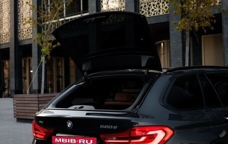 BMW 5 серия, 2017 год, 2 890 000 рублей, 13 фотография