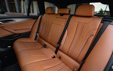 BMW 5 серия, 2017 год, 2 890 000 рублей, 33 фотография