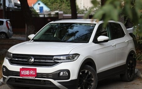 Volkswagen T-Cross I, 2020 год, 1 595 000 рублей, 3 фотография