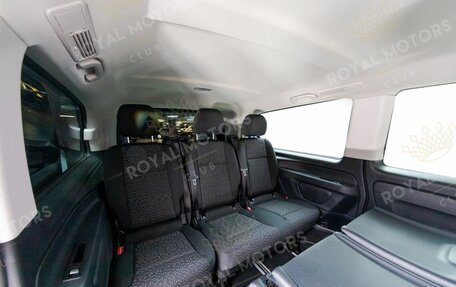 Mercedes-Benz Vito, 2023 год, 6 200 000 рублей, 12 фотография