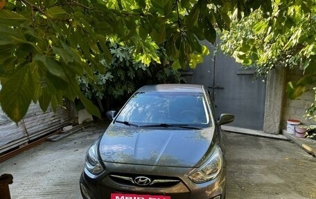 Hyundai Solaris II рестайлинг, 2013 год, 870 000 рублей, 7 фотография