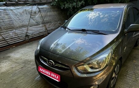 Hyundai Solaris II рестайлинг, 2013 год, 870 000 рублей, 6 фотография