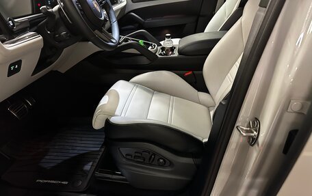 Porsche Cayenne III, 2024 год, 24 500 000 рублей, 14 фотография