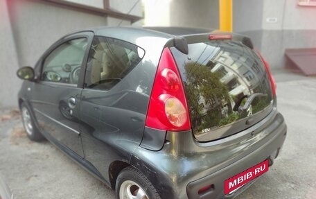 Peugeot 107 I рестайлинг, 2007 год, 455 000 рублей, 12 фотография