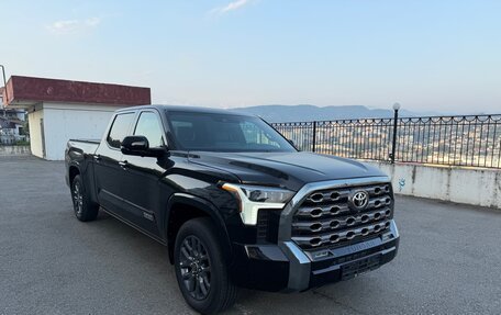 Toyota Tundra, 2022 год, 7 880 000 рублей, 2 фотография
