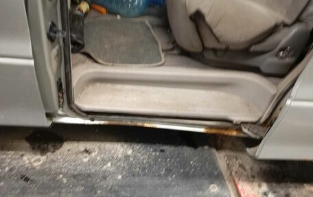 Toyota Estima III рестайлинг -2, 2002 год, 585 000 рублей, 23 фотография