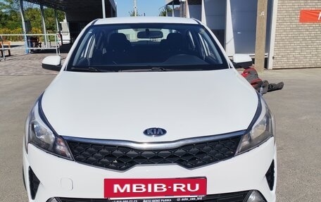 KIA Rio IV, 2020 год, 1 350 000 рублей, 4 фотография
