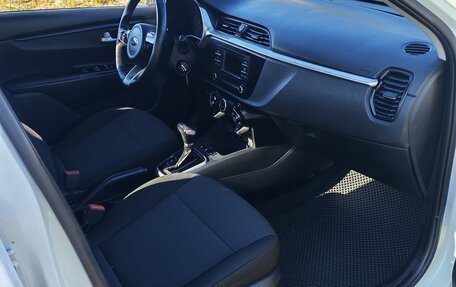 KIA Rio IV, 2020 год, 1 350 000 рублей, 7 фотография