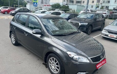 KIA cee'd I рестайлинг, 2011 год, 820 000 рублей, 3 фотография