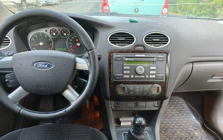 Ford Focus II рестайлинг, 2005 год, 285 000 рублей, 4 фотография