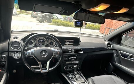 Mercedes-Benz C-Класс, 2013 год, 1 600 000 рублей, 14 фотография