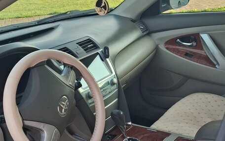 Toyota Camry, 2008 год, 870 000 рублей, 4 фотография