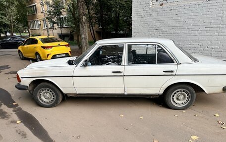 Mercedes-Benz W123, 1982 год, 340 000 рублей, 8 фотография