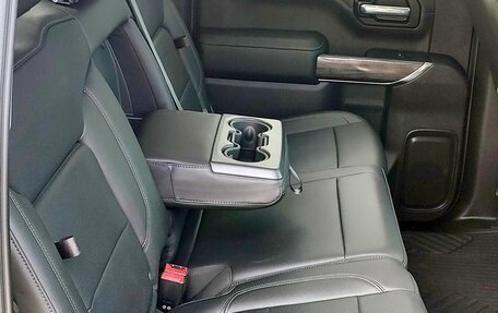 Chevrolet Silverado, 2020 год, 4 600 000 рублей, 17 фотография