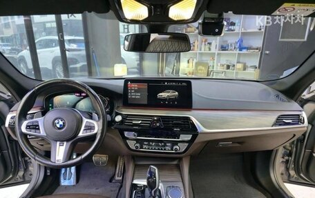 BMW 5 серия, 2021 год, 5 590 999 рублей, 8 фотография