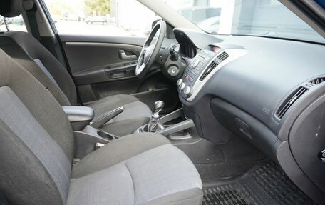 KIA cee'd I рестайлинг, 2011 год, 643 000 рублей, 9 фотография