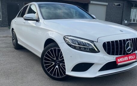 Mercedes-Benz C-Класс, 2018 год, 2 500 000 рублей, 5 фотография