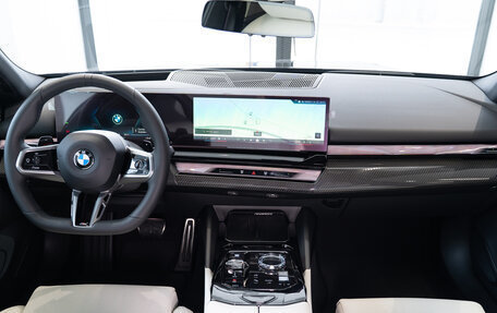 BMW 5 серия, 2024 год, 11 615 000 рублей, 8 фотография