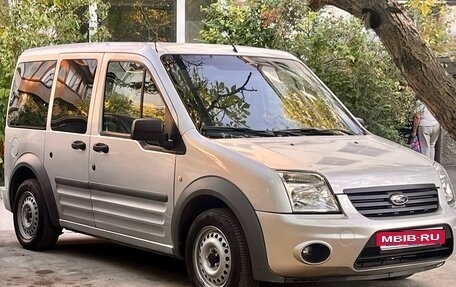Ford Tourneo Connect I, 2009 год, 800 000 рублей, 1 фотография