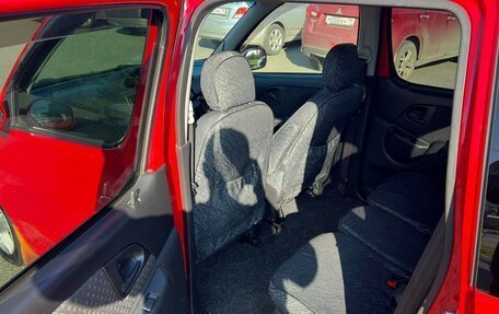 Toyota FunCargo, 2004 год, 749 999 рублей, 11 фотография