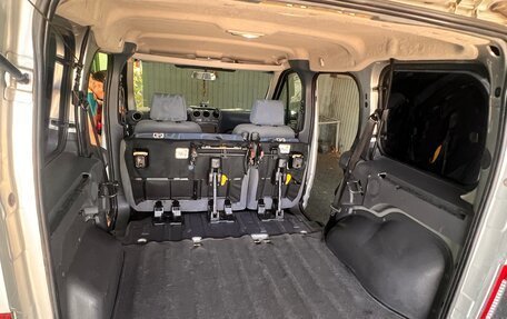 Ford Tourneo Connect I, 2009 год, 800 000 рублей, 22 фотография