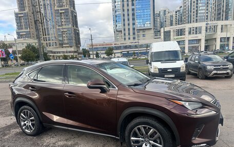 Lexus NX I, 2017 год, 2 500 000 рублей, 11 фотография