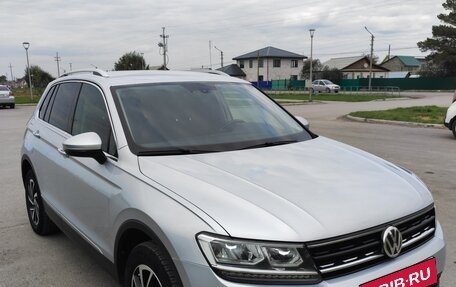 Volkswagen Tiguan II, 2018 год, 2 650 000 рублей, 3 фотография