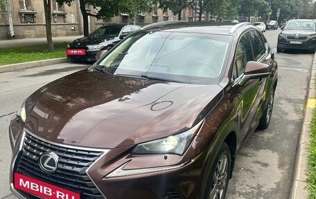 Lexus NX I, 2017 год, 2 500 000 рублей, 4 фотография