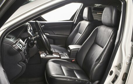Toyota Camry, 2015 год, 2 150 000 рублей, 10 фотография