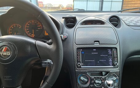 Toyota Celica VII рестайлинг, 2003 год, 960 000 рублей, 7 фотография