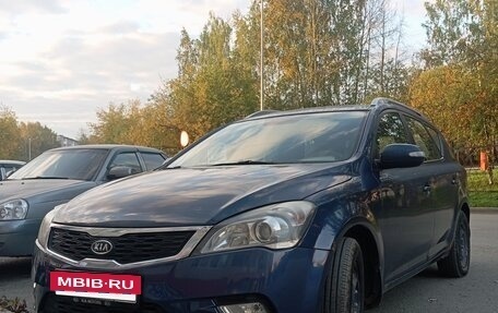 KIA cee'd I рестайлинг, 2011 год, 650 000 рублей, 2 фотография