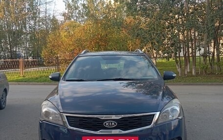 KIA cee'd I рестайлинг, 2011 год, 650 000 рублей, 3 фотография