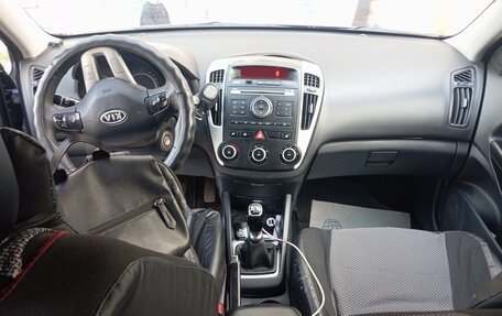 KIA cee'd I рестайлинг, 2011 год, 650 000 рублей, 6 фотография